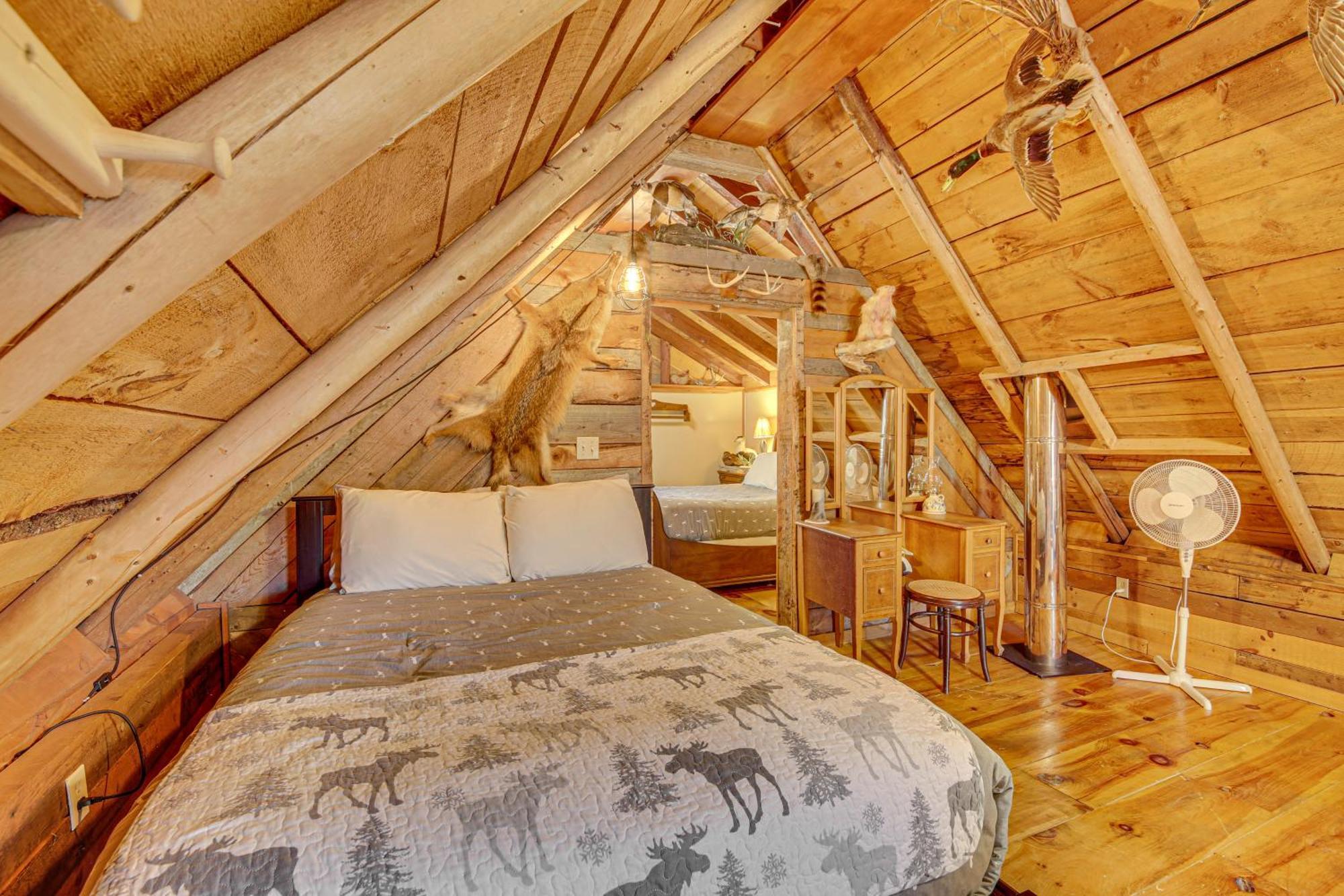 Rustic Searsport Cabin Loft And Sunroom On 10 Acres Dış mekan fotoğraf