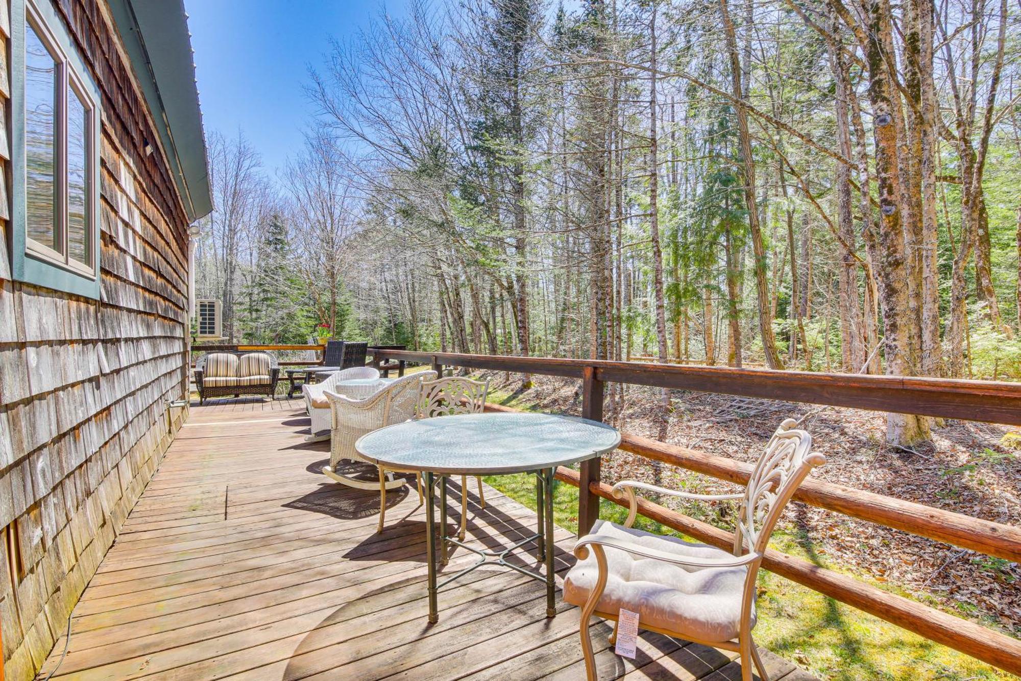 Rustic Searsport Cabin Loft And Sunroom On 10 Acres Dış mekan fotoğraf