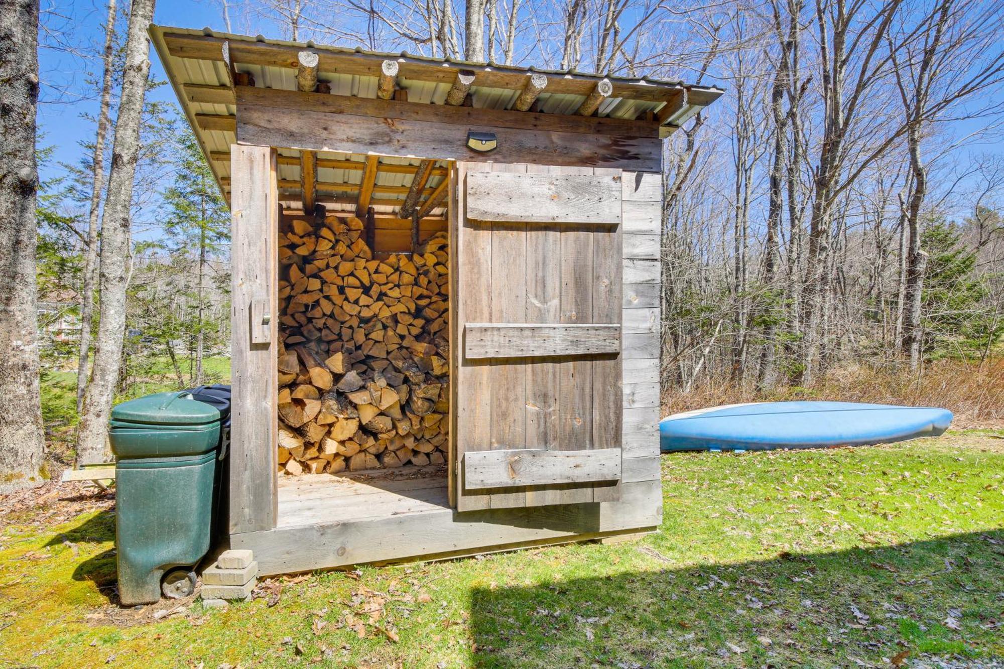 Rustic Searsport Cabin Loft And Sunroom On 10 Acres Dış mekan fotoğraf
